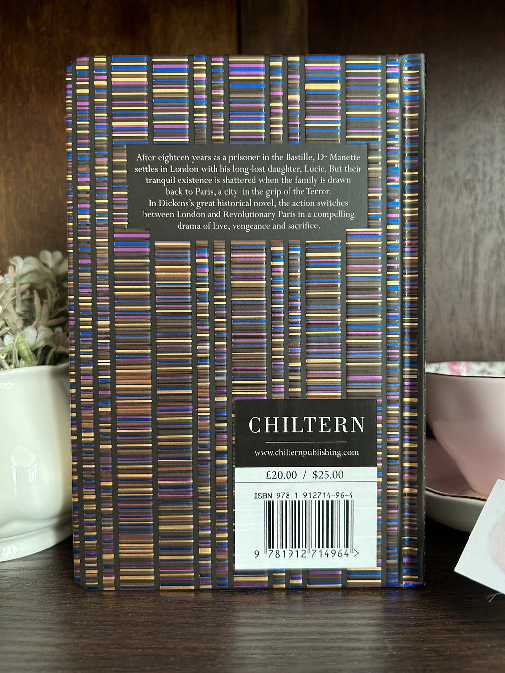 A Tale of Two Cities, Charles Dickens - Chiltern Classics