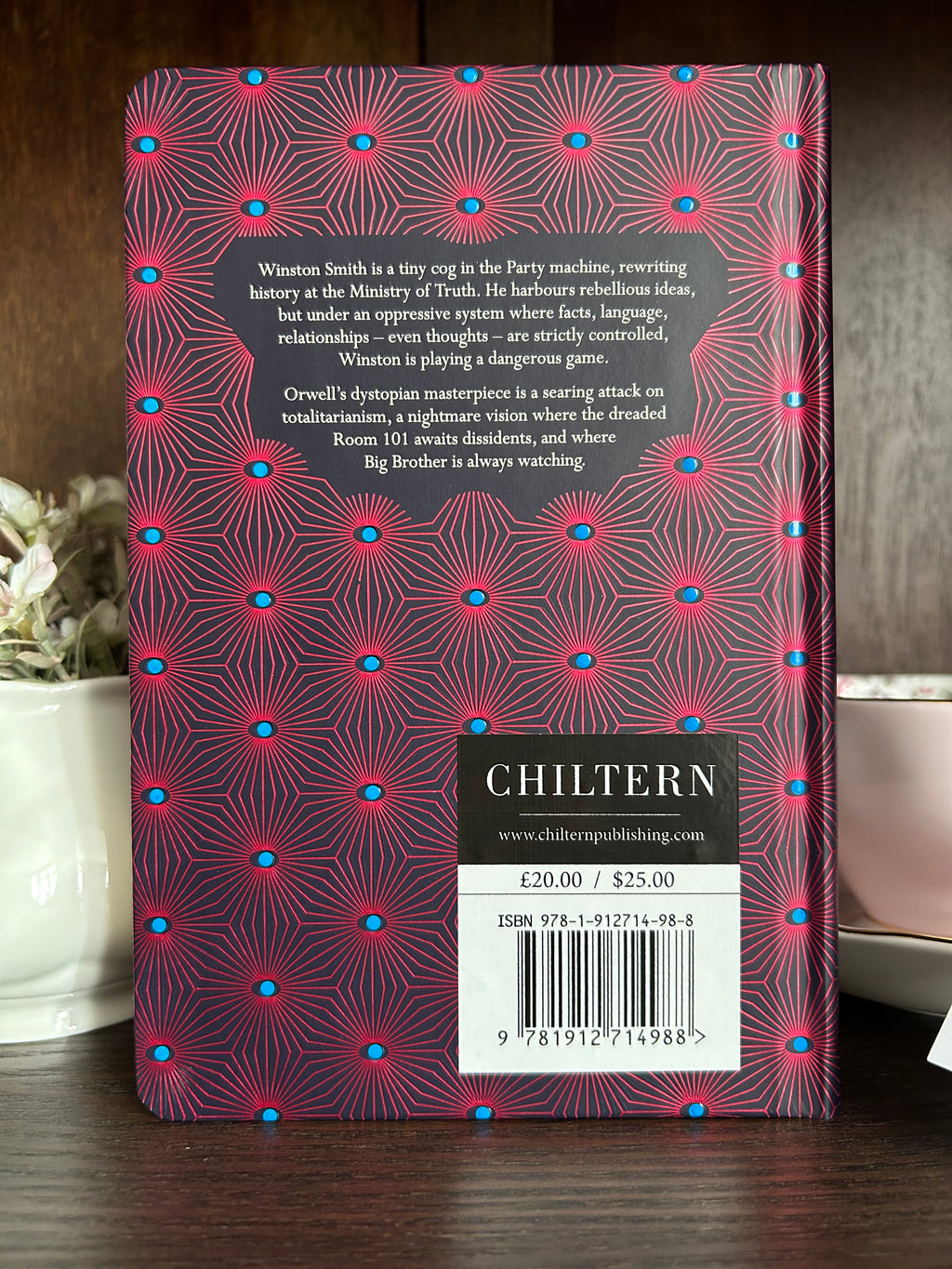 Nineteen Eighty-Four, George Orwell - Chiltern Classics